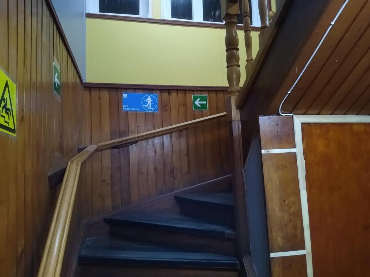 Islanet Hostel & Bar Puerto Montt Zewnętrze zdjęcie