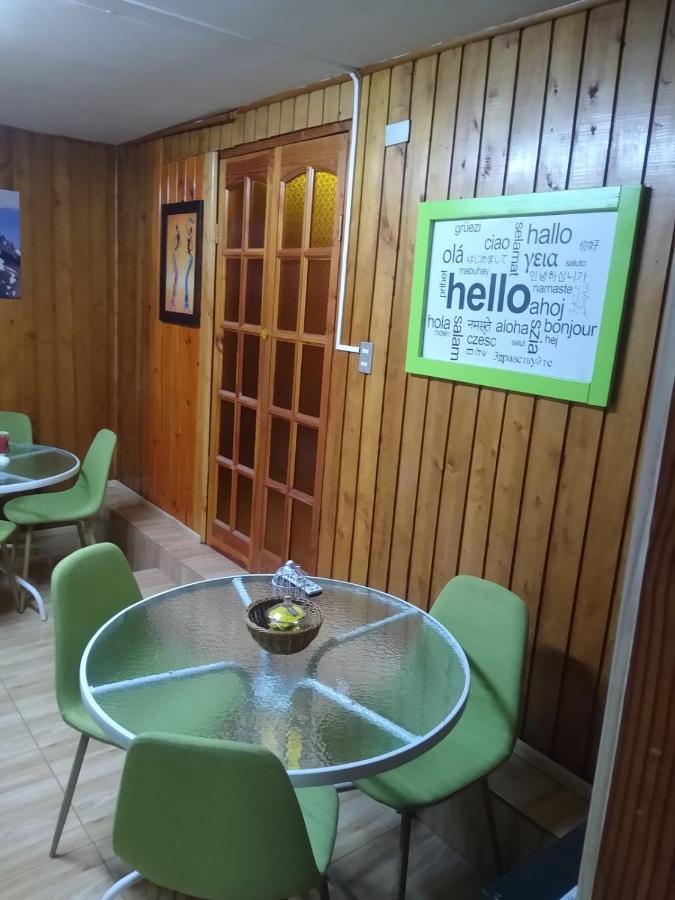 Islanet Hostel & Bar Puerto Montt Zewnętrze zdjęcie